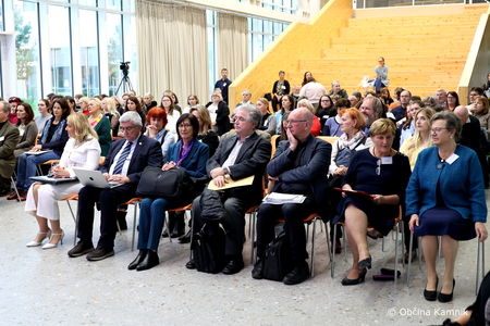 V Kamniku konferenca o ljubezni do domovine in prihodnosti mladih (6)